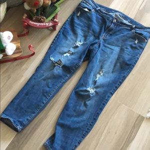 Old Navy Rockstar Jeans distressed Size 18